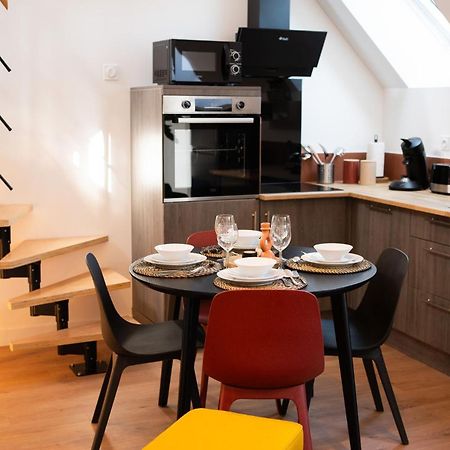 Appartements Plein Centre, A 5 Minutes Du Chateau 온자인 외부 사진