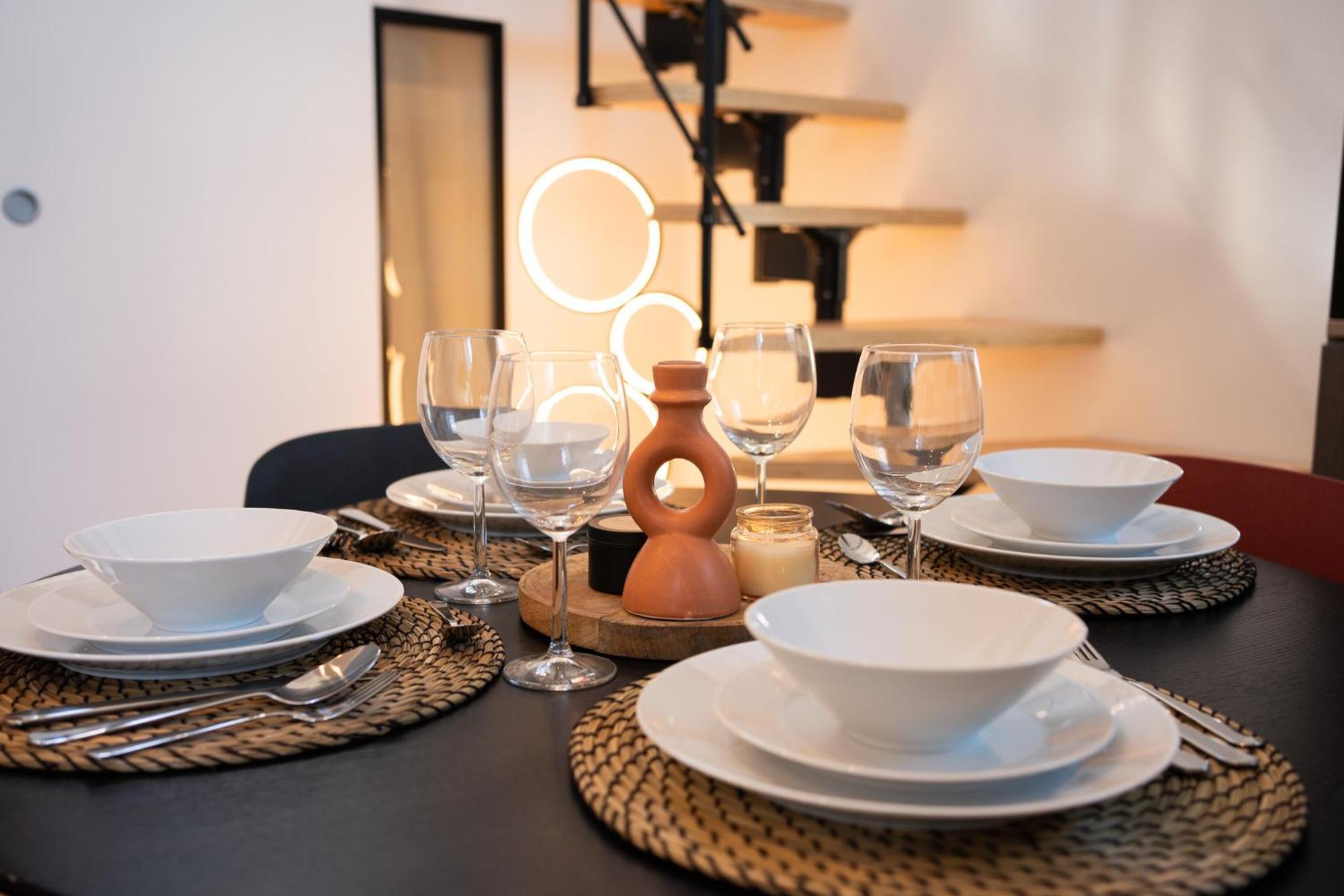 Appartements Plein Centre, A 5 Minutes Du Chateau 온자인 외부 사진