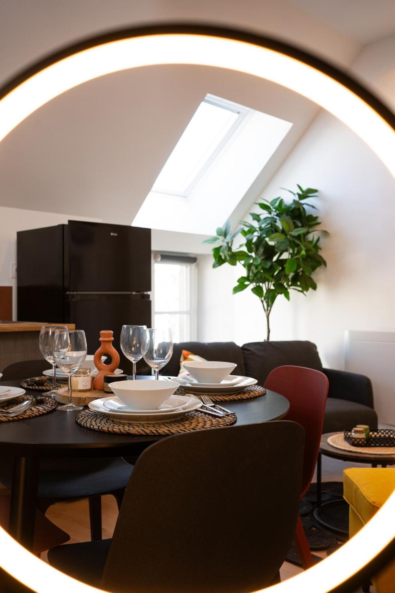 Appartements Plein Centre, A 5 Minutes Du Chateau 온자인 외부 사진